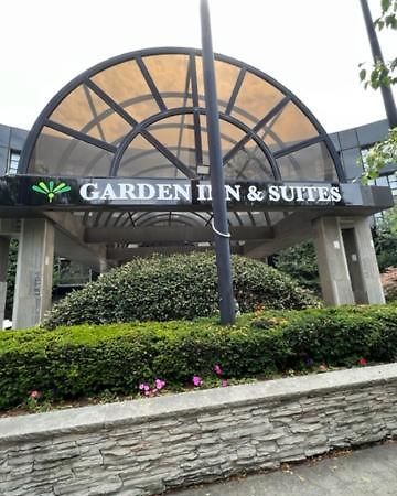 Garden Inn & Suites - Jfk New York Exteriör bild